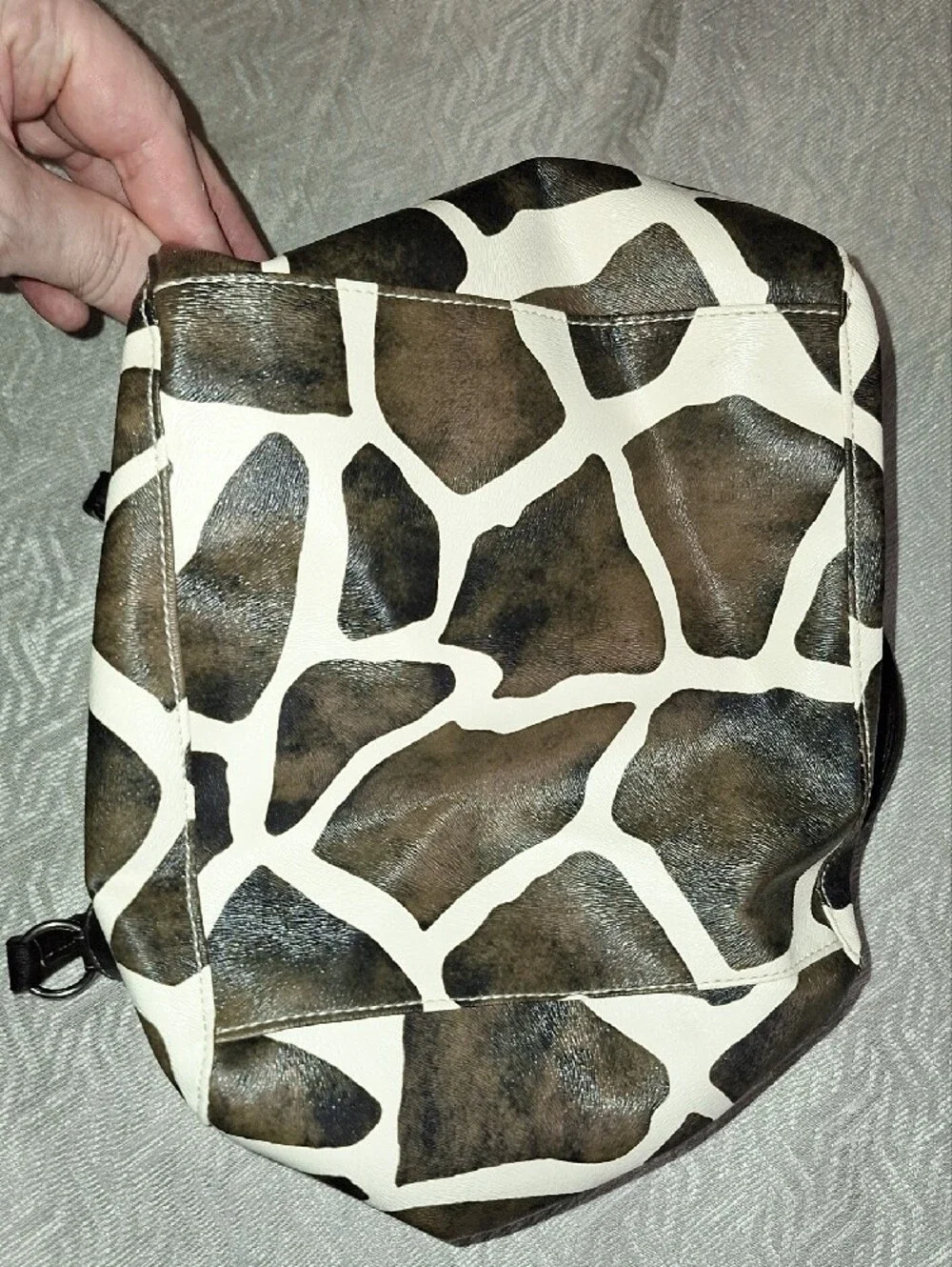 ATTENTION Brown and Cream Giraffe-Print Hobo Tote Bag
